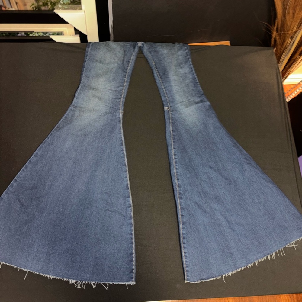 Free People Just Float On Flare Jeans - Picture 3 of 5